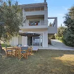 Villa Niarchos *
