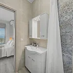 Niarchos Corfu (city)