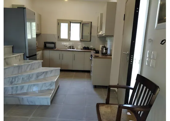 Niarchos * Corfu (city)